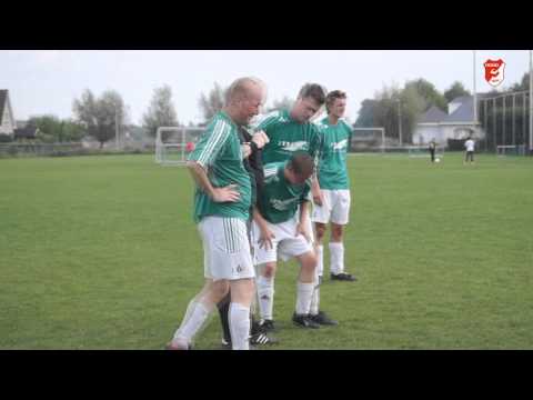 voetbalwedstrijd Rood-Wit 2  - BSC Rijsbergen 3