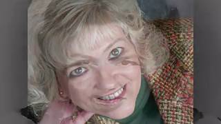 PATSY CLINE'S LOST CHRISTMAS CLASSIC    LUANNE HUNT