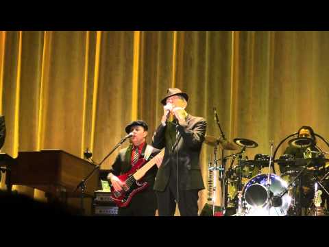 Vancouver,  Anthem,  Leonard Cohen, Rogers arena, 12-02-2010