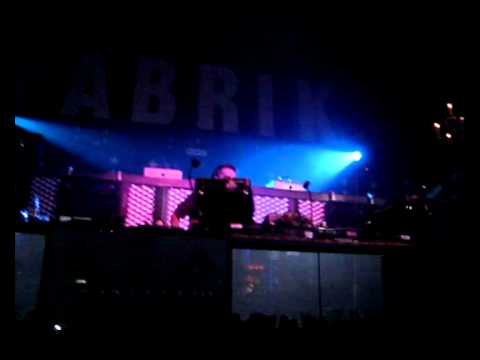 Frank T.R.A.X. LIVE @ ARMADA NIGHT 2006 @ FABRIK - MADRID