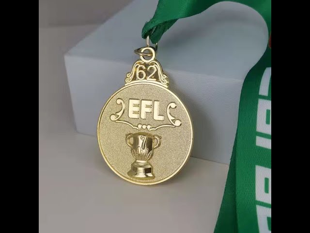 Vídeo relacionado con Trofeo Larius Classic Cup - Premio de Reconocimiento con/sin Grabado (sin texto personalizado, M)