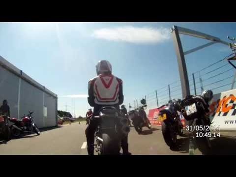 Kurvenrausch Caferacer Gold Cup 2014 STC Samstag Rote Gruppe 1045 Uhr