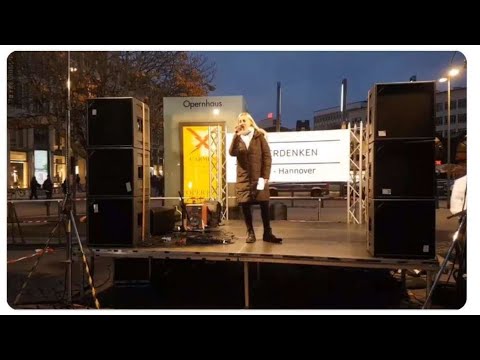 ✅  Corona-Demo: „Querdenkerin“ vergleicht sich mit Sophie Scholl - Ordner platzt der Kragen - Video