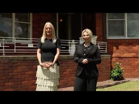 15 Illinga Place, Lugarno, NSW 2210, 3房, 2浴, 独立屋