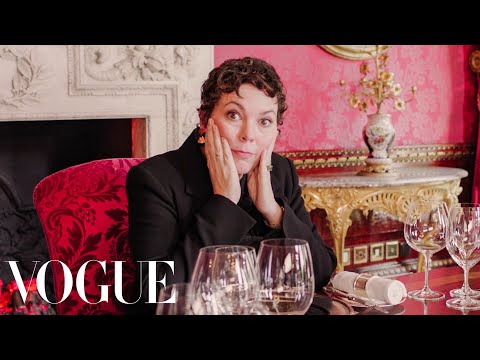 オリビア・コルマンとの73の質問｜Vogue (73 Questions With Olivia Colman | Vogue)
