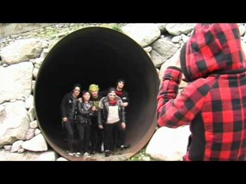 Mad Pigs & Evacuate On Dekt Tour Teaser ENG