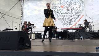 Elaiza Cinderella Live Berlin Tempelhofer Feld!