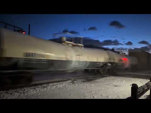 Norfolk Southern Train 31A passing Fleetwood PA with NS 5621 and 1068