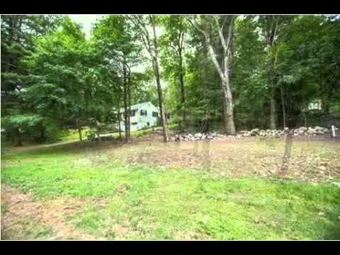 15 Old Coach Road, Weston, MA - Listed by Amy Mizner, Sheryl Simon