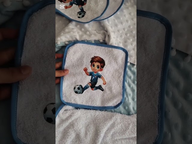 Vídeo relacionado con LolaPix Toalla Personalizada Playa. Toalla Playa Niña. Toallas Personalizadas con Nombre. Varios Tamaños. Stranger Forever