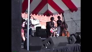 Geraldine Fibbers- Aron's Records, Hollywood Ca. 7/8/95 xfer from master live videotape w/Soundboard