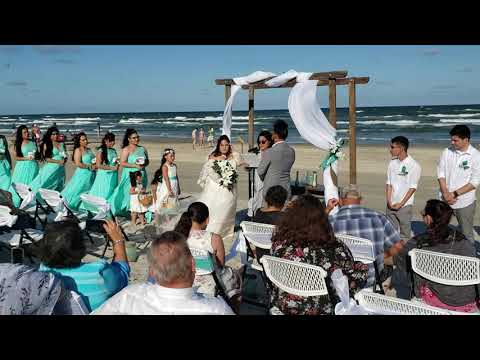 image-Can you get married on the beach in Corpus Christi?