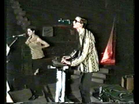 Fantom vs Messer fur Frau Muller