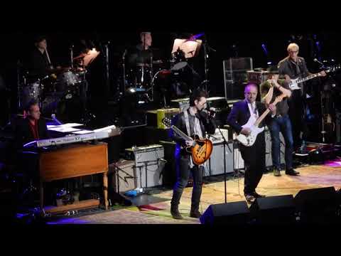 All Of Your Love Jimmie Vaughan, Doyle Bramhall ll, Mike Flanigin & Danny Clinch Beacon Theater NYC