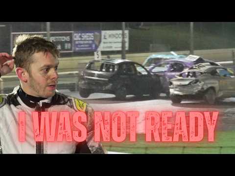 Pro Racing Driver vs BANGER RACING – Alex Brundle