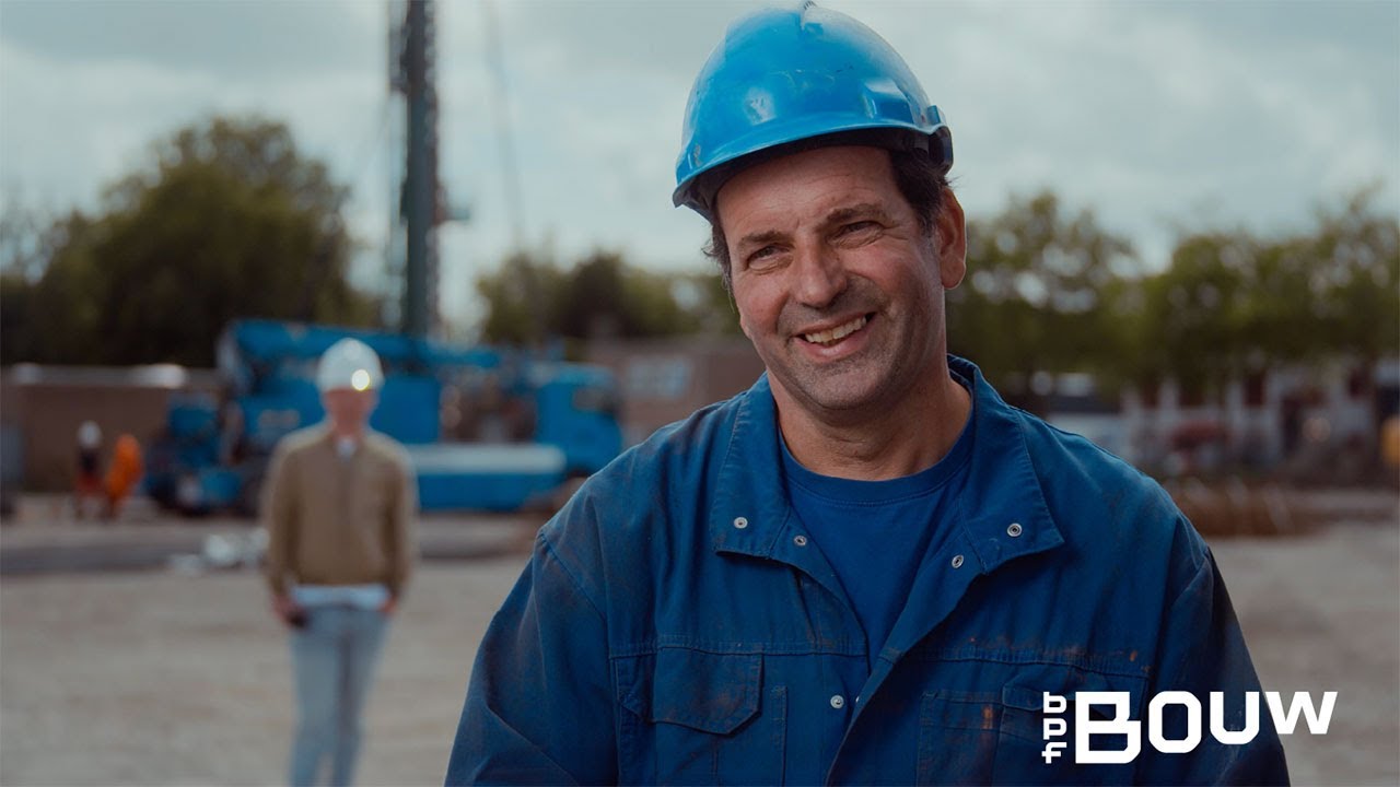 Video: Jan krijgt een bijzonder cadeau op zijn werk