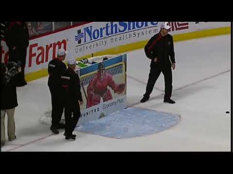 Via Chicago: Wilco Visits Blackhawks