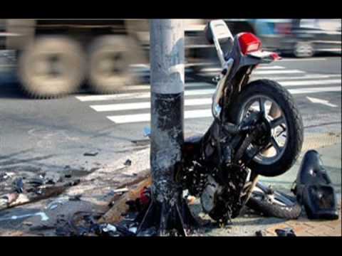 Leader of The Laundromat - Crash