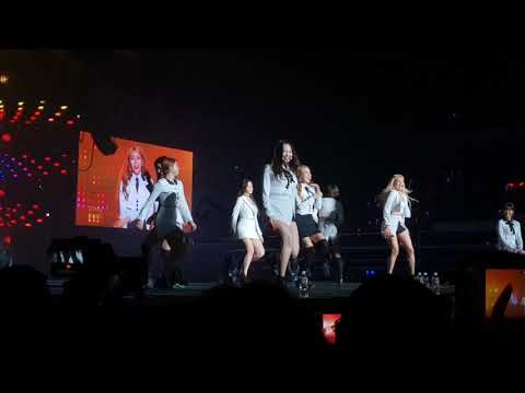 Momoland - Bboom Bboom (Hallyu Pop Fest 2018)