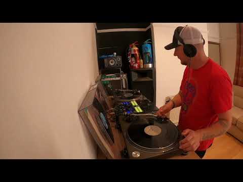 Breakbeat Legends : AQUASKY vs MASTERBLASTER | All Vinyl Mix .