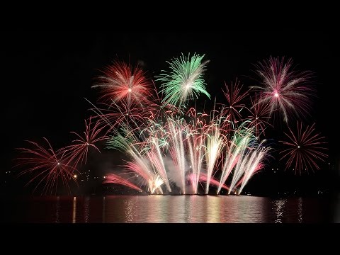 Ignis Brunensis 2015 - La Tirrena Fireworks - ... k obloze - 3. soutěžní