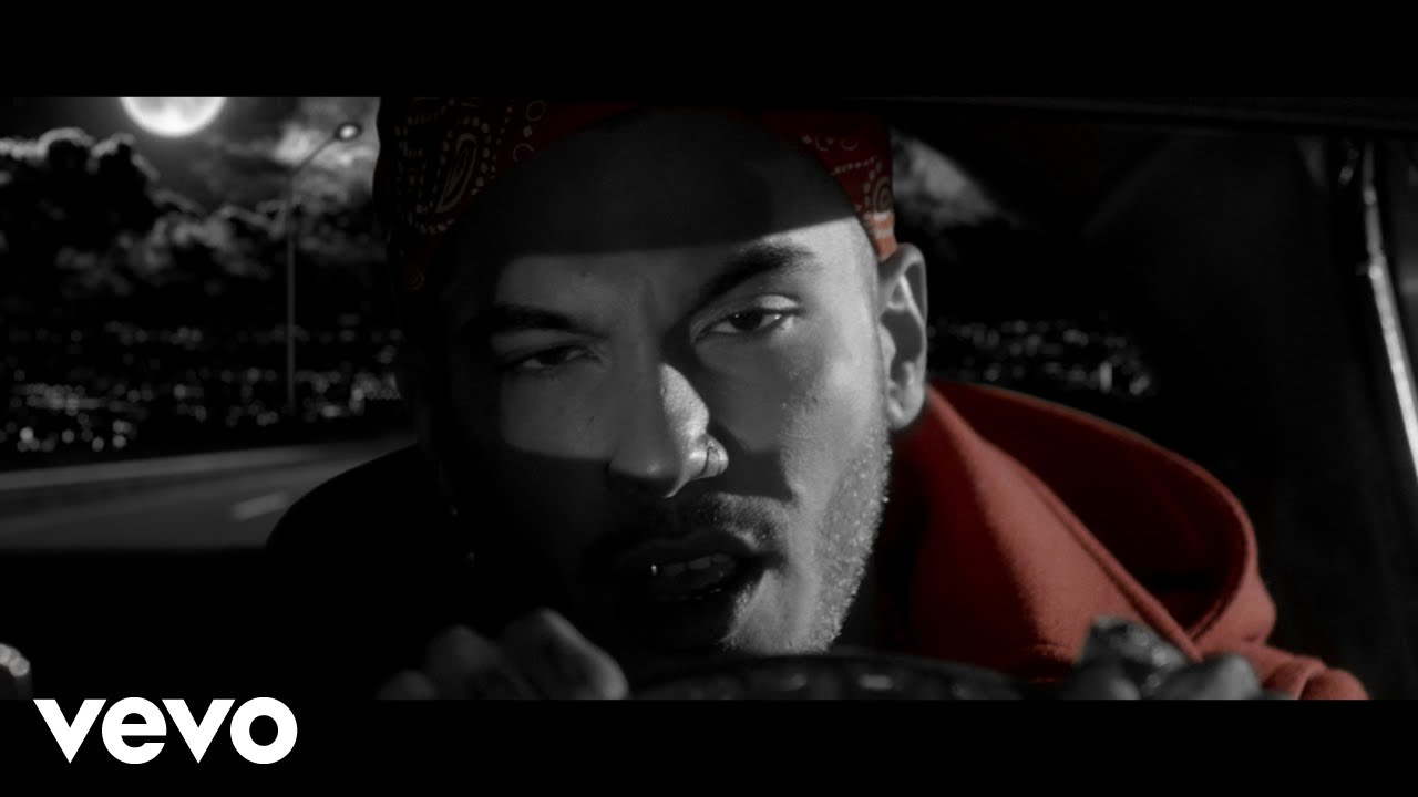 Sfera Ebbasta — Visiera A Becco