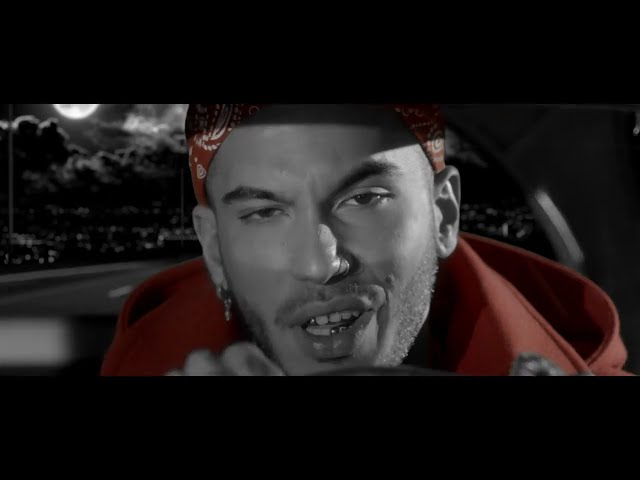 Visiera A Becco von Sfera Ebbasta ((jetzt ansehen))