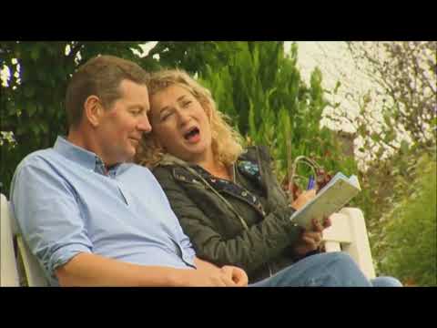 download lagu mp3 mp4 Larissa Tormey, download lagu Larissa Tormey gratis, unduh video klip Larissa Tormey