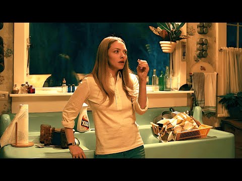 Woman's Life Turns Upside Down When She Moves Into This Creepy House