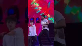 Download lagu June almost drop his mic and he laughing🤣🤣 #ikon #ikonconcertinthailand mp3