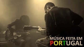 Dead Combo - lusitânia playboys . a bunch of meninos . cuba 1970 . putos a roubar maças