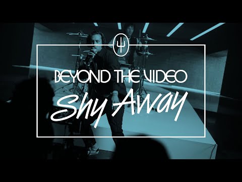 Twenty One Pilots - Shy Away (Beyond the Video)