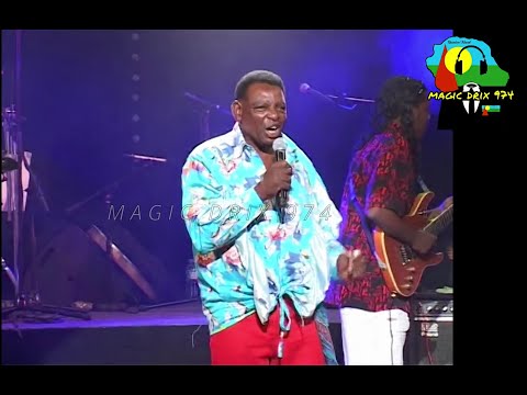 Jean Claude Gaspard / TI BOY / OU BON MY LOVE  / Fiesta Mauricienne 2009 / LIVE MAGIC DRIX 974