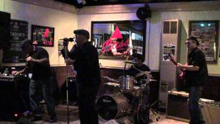 Hoodoo Revelator Live at The Pickled Onion First I Look at the Purse