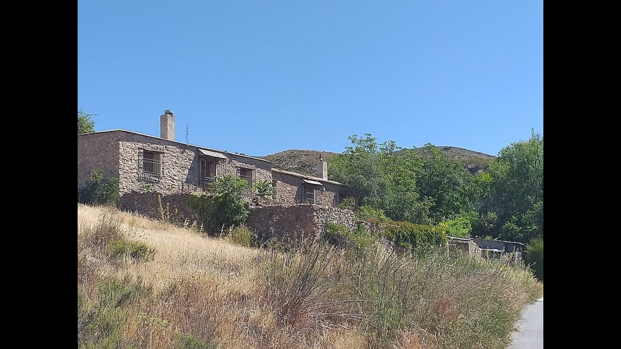 Villa for Sale in Lanjarón