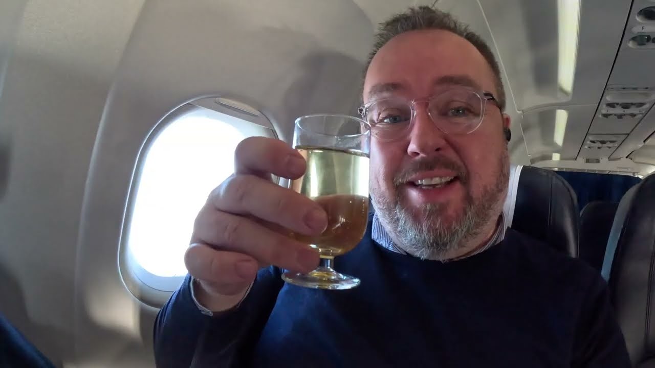 Regus Express Business Lounge thumbnail