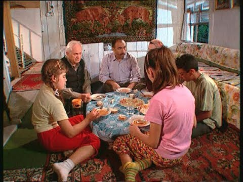 Kalp Gözü - Sofrada Bir Tabak