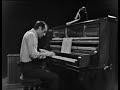 Charles Aznavour - Ce sacré piano (1960)