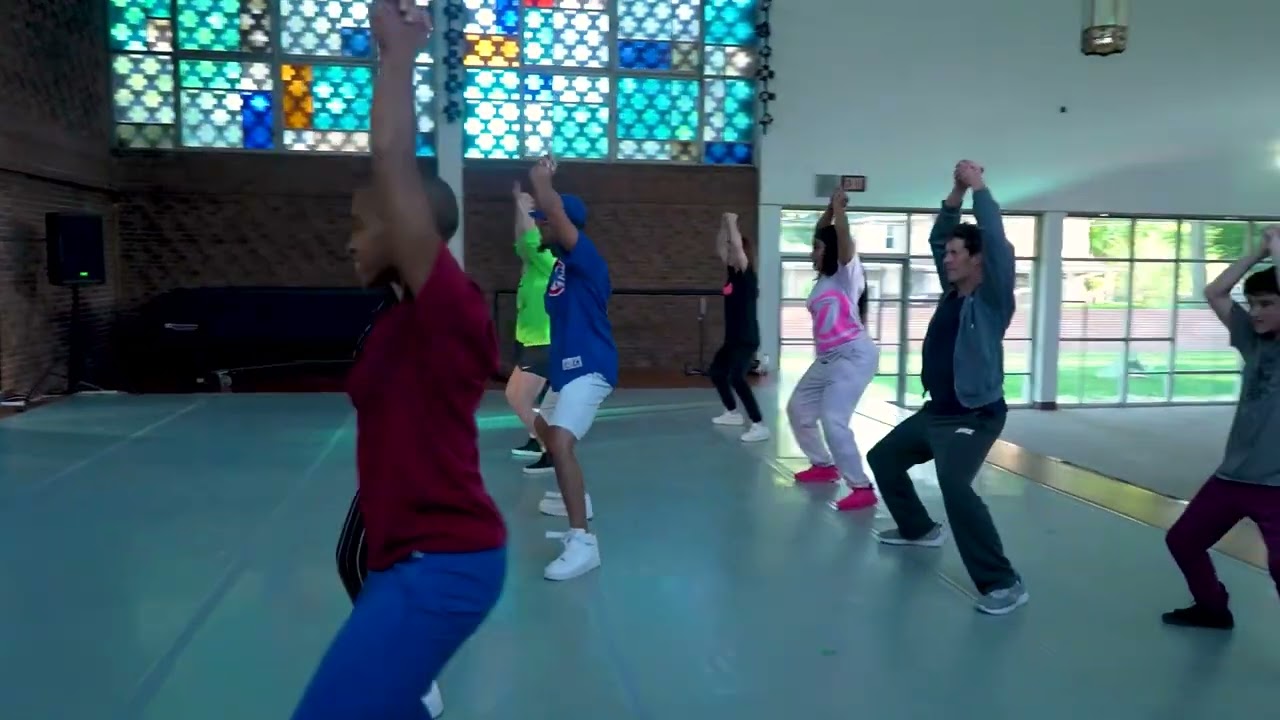 Icy choreography by Koi Roi