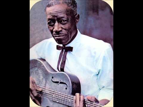 Son House - Levee Camp Moan
