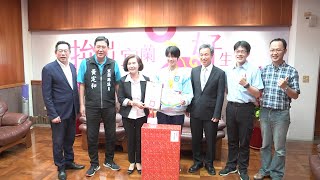 Re: [新聞] 天才或騙子？中國17歲高職生進全球數學決