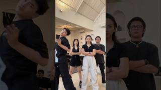 Download lagu Ketika punya waktu senggang brg Putu & Ayu Puspa😂 mp3