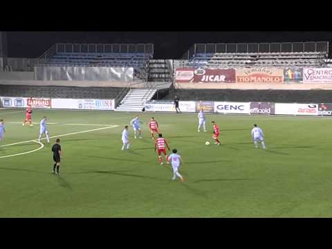 Lucena 1 - Granada B 3 (22-12-13)
