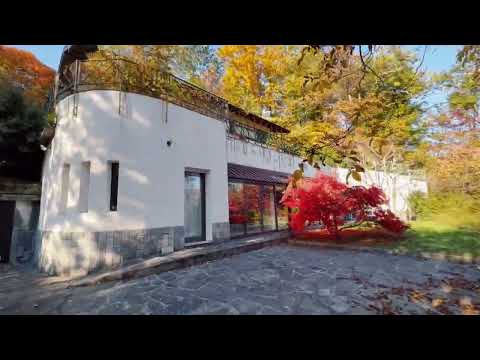 QUARNA SOPRA: SPLENDIDA VILLA CON PISCINA INTERNA