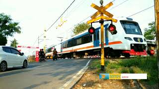 Download lagu Perlintasan Kereta Api KRL Bojong Indah Rawa Buaya Jakarta Barat mp3
