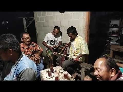 Rabab pasisia bujang lapuak