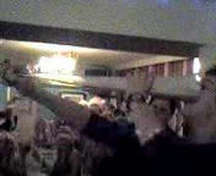 A whole yard of ale in 14 Seconds