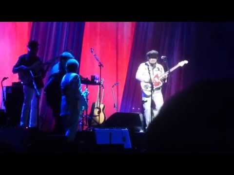 Brian Wilson featuring Matt Jardine - Don't Worry Baby (Live 10/8/2016)