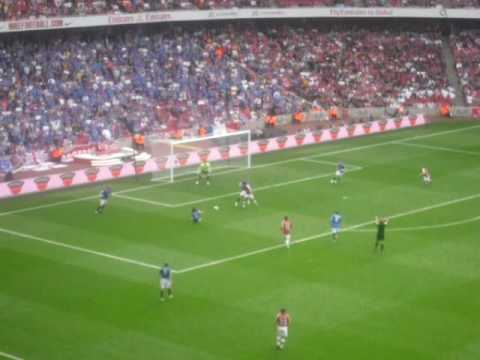 Arsenal V Rangers Emirates Cup 2009 Eduardo Effort