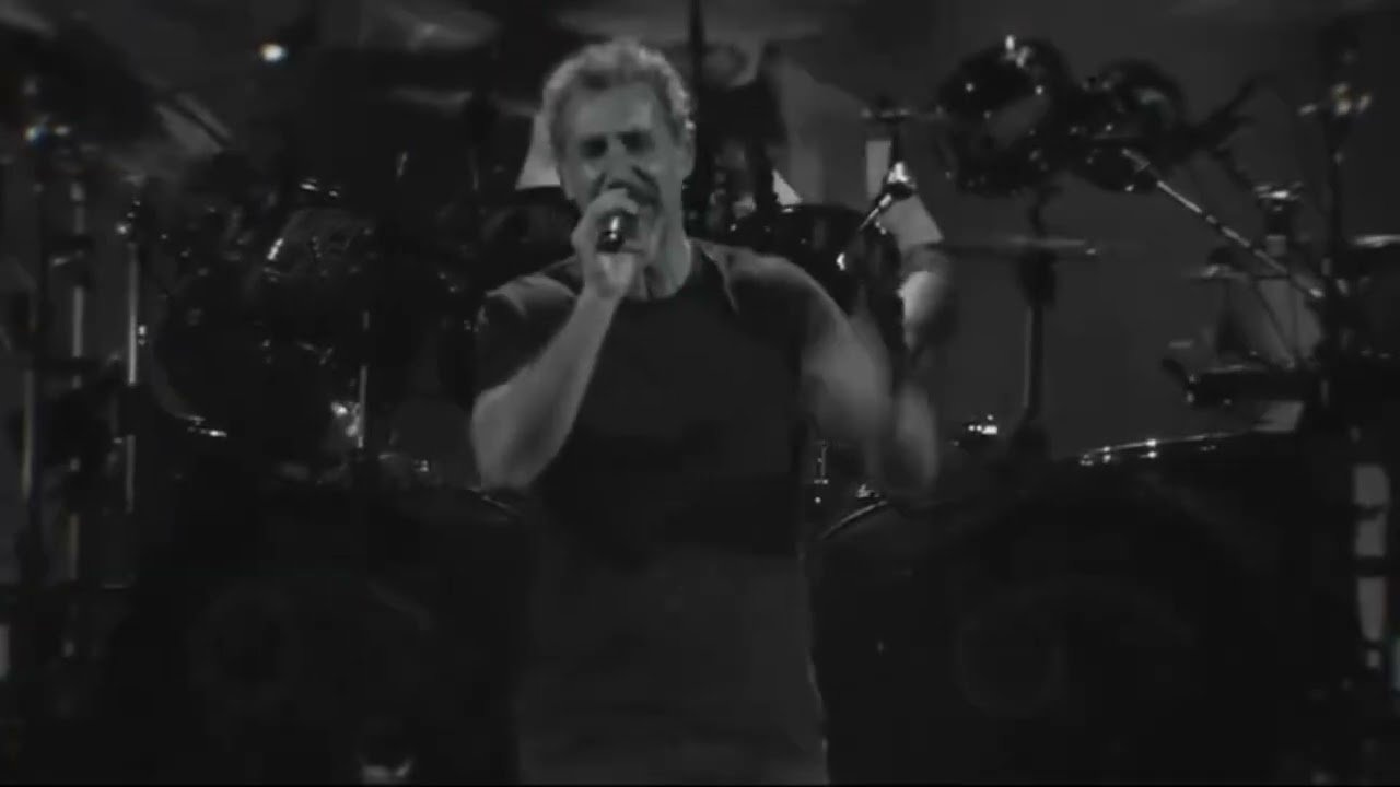 System Of A Down - Chop Suey! live in Chicago 2025 (PROSHOT | NIGHT 2) - YouTube